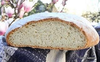 Chleb z serkiem ricotta