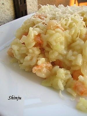 Cytrynowe risotto z krewetkami koktajlowymi