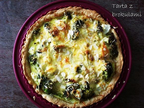 Tarta z brokułami i serem feta