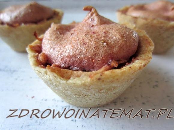Mini szarlotki truskawkowe na oleju kokosowym