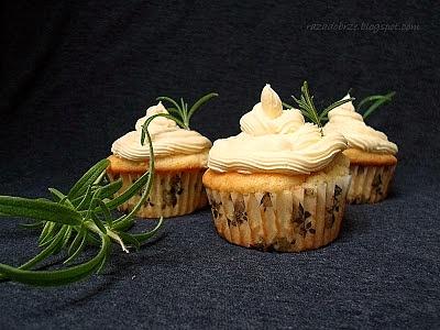 Ewolucja muffina do cupcake'a na Dzień Mamy