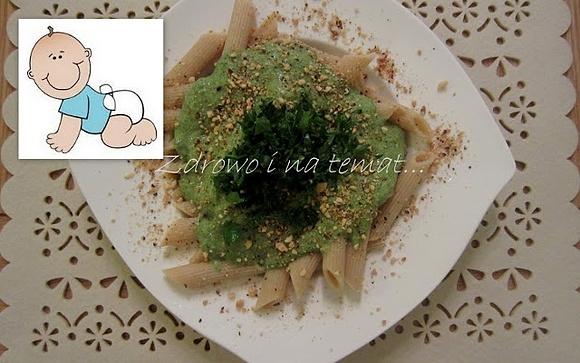 Penne w sosie szpinakowo-jogurtowym