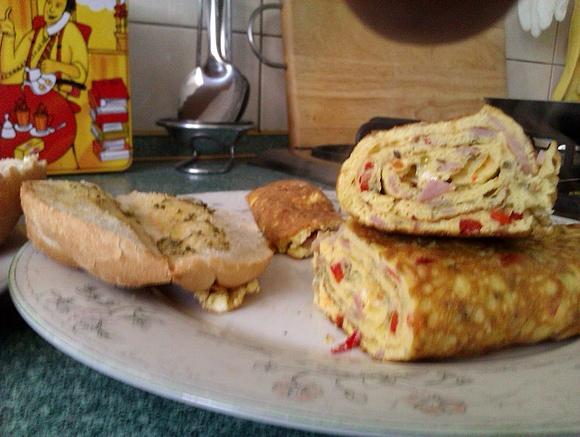 Zawijany omlet by Yuc