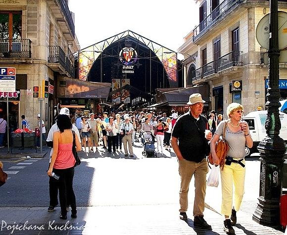 Barcelona o poranku na la boqueria - najstarszym miejskim targu