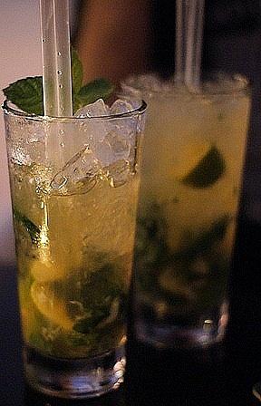 Mojito - orzeźwiający drink z Kuby na letnie imprezy