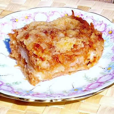 Szarlotka sypana – prosty i szybki wypiek z jabłkami