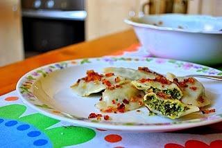 Pierogi ze szpinakiem - zielone i biało