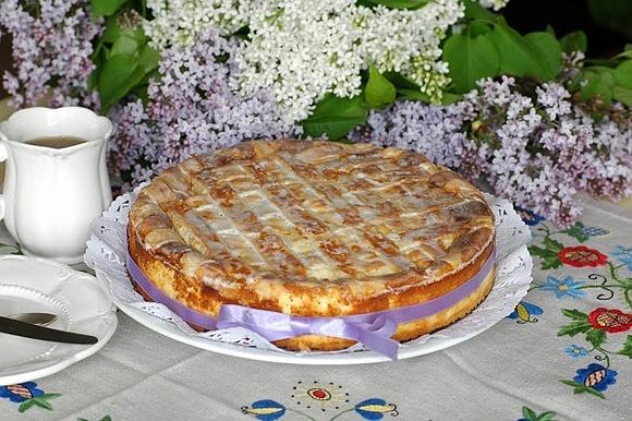 Krakowski sernik - klasyka ciast z twarogiem