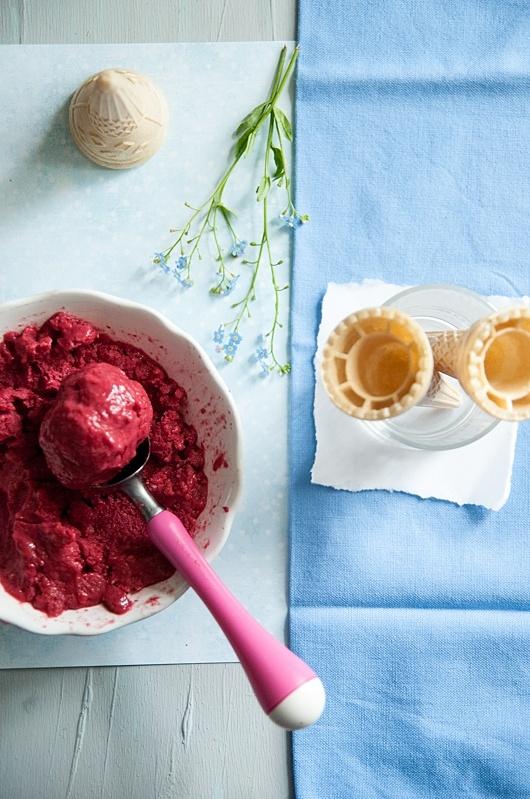 Lody owocowe bez cukru – szybkie i zdrowe na lato