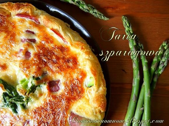Tarta ze szparagami i szynką – szybka i prosta do przygotowania