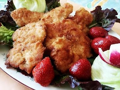 Egzotyczne schabowe z aromatycznymi przyprawami i owocami