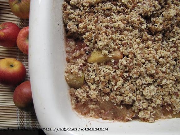 Crumble z jabłkami i rabarbarem bezglutenowy