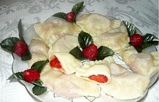 Pierogi z truskawkami