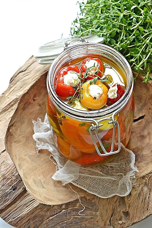 Faszerowane papryczki serem feta