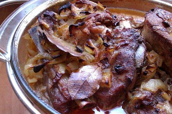 Pieczone żeberka z whisky