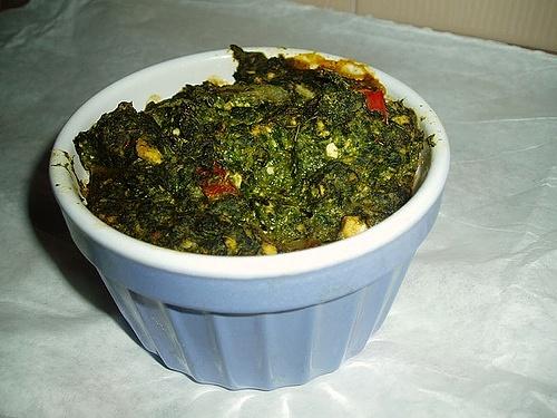 Szpinakowe quiche z tofu