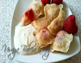 Pierogi z truskawkami