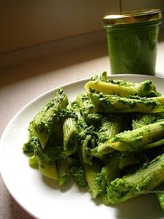 Pesto szpinakowe ze słonecznikiem