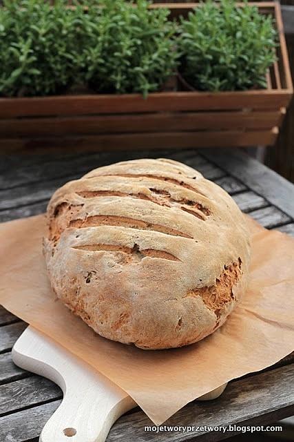 Pszenno-żytni bochenek na zakwasie