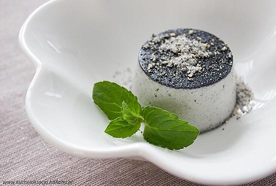 Panna cotta z czarnym sezamem