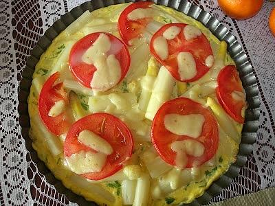 Tarta ze szparagami i mozzarellą