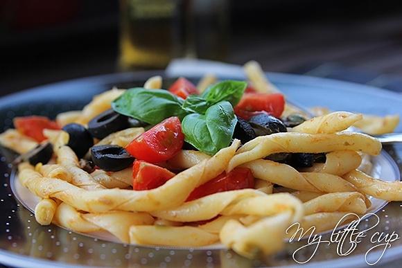 Fusilli al torchio alla puttanesca