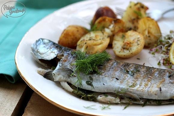 Pstrąg grillowany z koperkiem