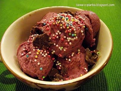 Lody jagodowe