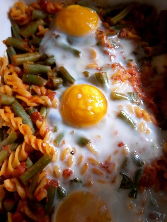 Zapiekanka makaronowa z fasolką szparagową