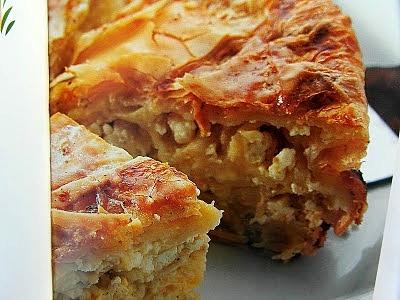 Cheese pie Grecki placek z ciasta filo z serem