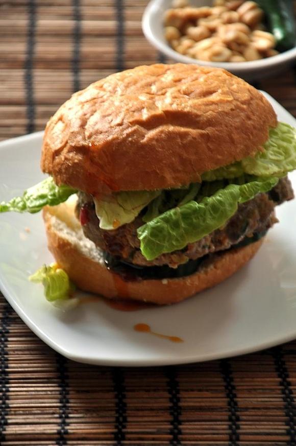 Pikantne tajskie burgery