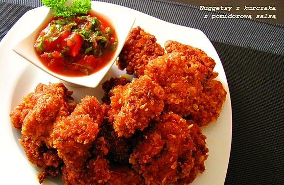 Nuggetsy z kurczaka z domową salsą pomidorową