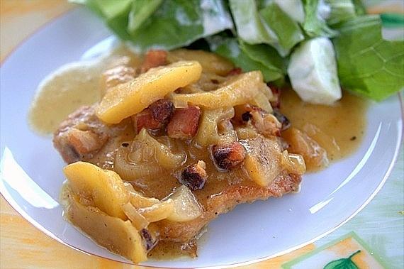 Kotlety schabowe z jabłkami - szybki obiad