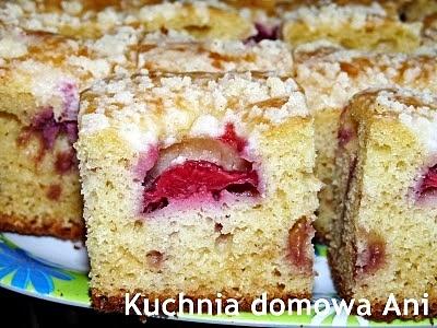 Ciasto maślankowe z truskawkami