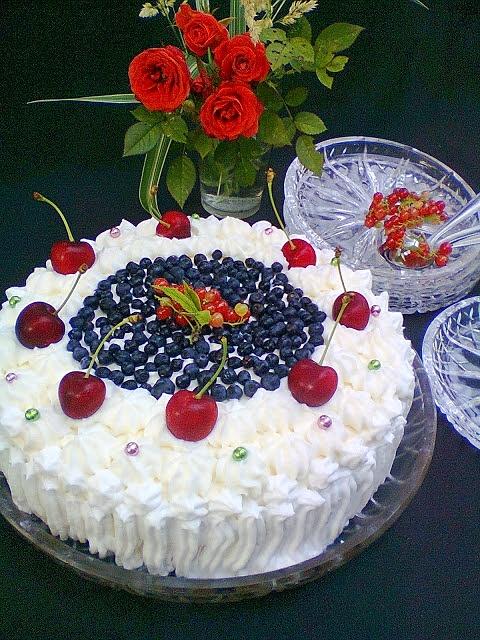 Winny tort z mascarpone
