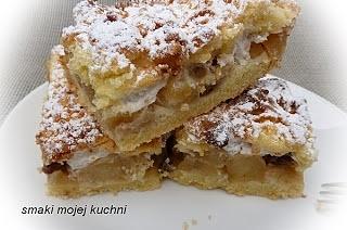 Szarlotka z jabłkami, cynamonem i kruszonką