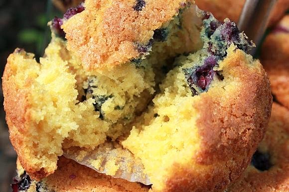 Kukurydziane muffinki z borówkami