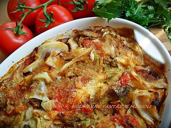 Zapiekanka z młodej kapusty i kiełbasy