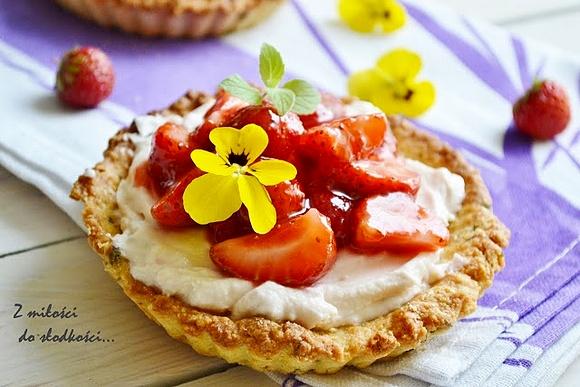 Tartaletki z truskawkami i mascarpone