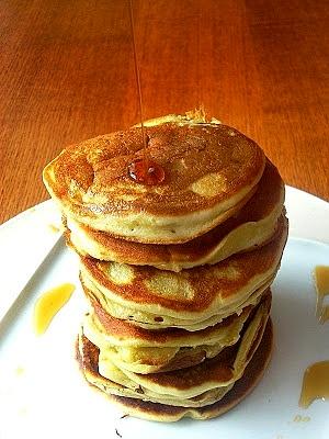 Pancakes jak z ihop – przepis na amerykańskie naleśniki