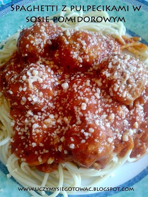 Spaghetti z pulpecikami w sosie pomidorowym