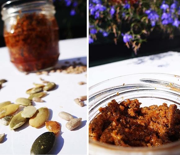 Pesto z pomidorków, szybki przepis na zdrową przekąskę