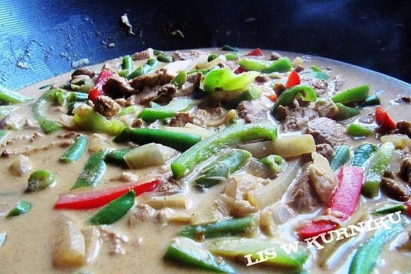 Tajskie czerwone curry