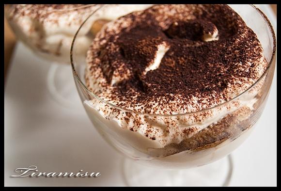 Tiramisu - delikatny, kawowy deser z mascarpone