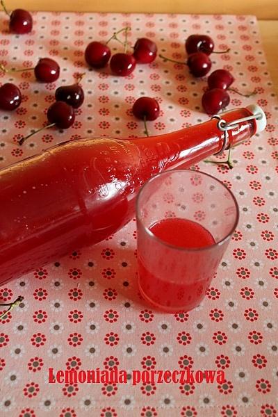 Lemoniada porzeczkowa