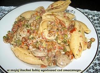 Muszle po sycylijsku z białą kiełbasą