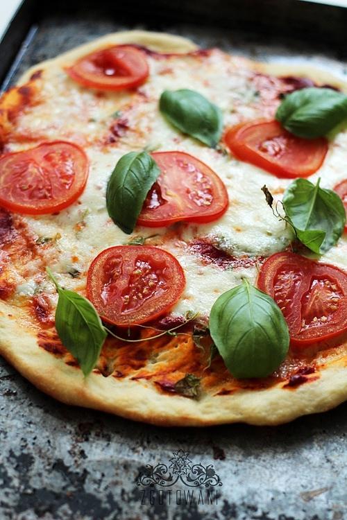 Pizza caprese