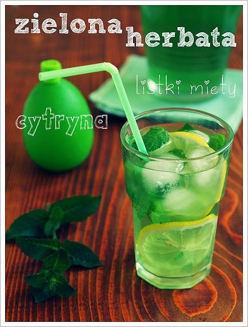 Lemoniada z zieloną herbatą i miętą na lato