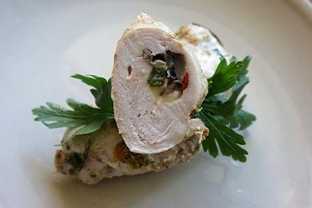 Grillowane piersi z kurczaka z pieczarkowym nadzieniem