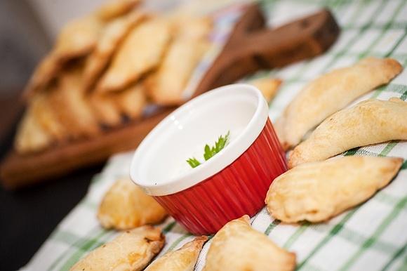Pierogi zapiekane w piecu z kurkami i pietruszką